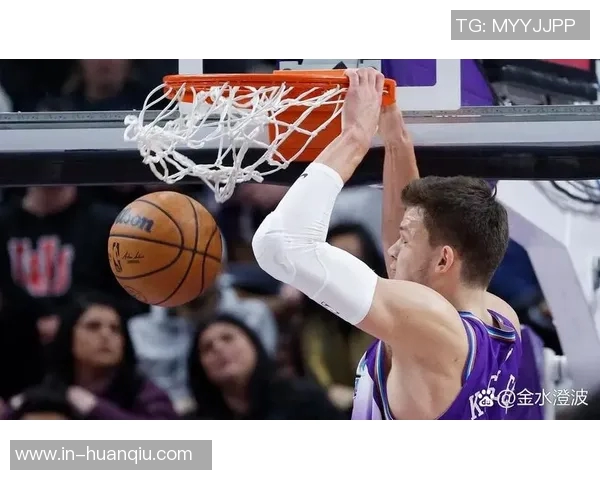 小贾巴里近期表现出色场均158分74篮板展现全面实力