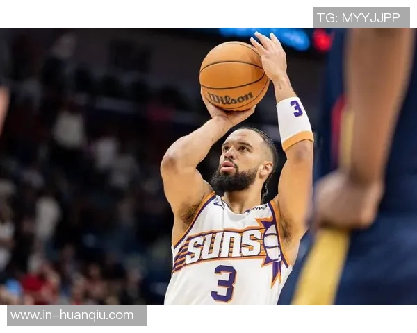 布克首节狂轰20分3助攻表现惊艳助球队领先对手